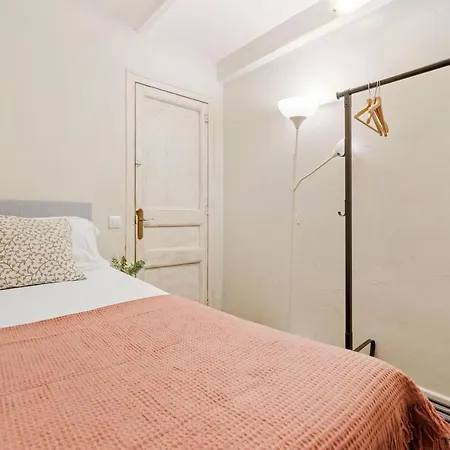 Flateli Poble Sec * Barcelona