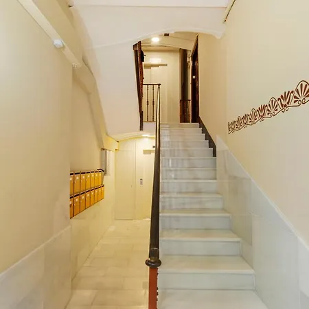 Апартаменты Flateli Fabra